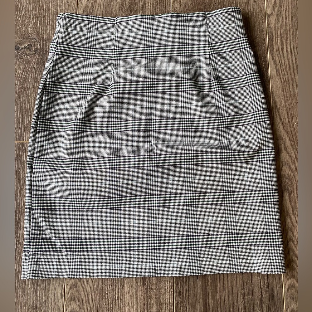 3/$15 Dynamite plaid mini pencil skirt preppy, academia, office, collegiate